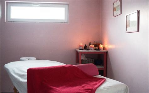 Intimate massage Brothel Beauharnois